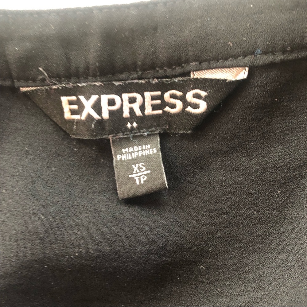 Express - women’s XS top 3/4 sleeves gray and Black / Grey Top - Picture 4 of 10